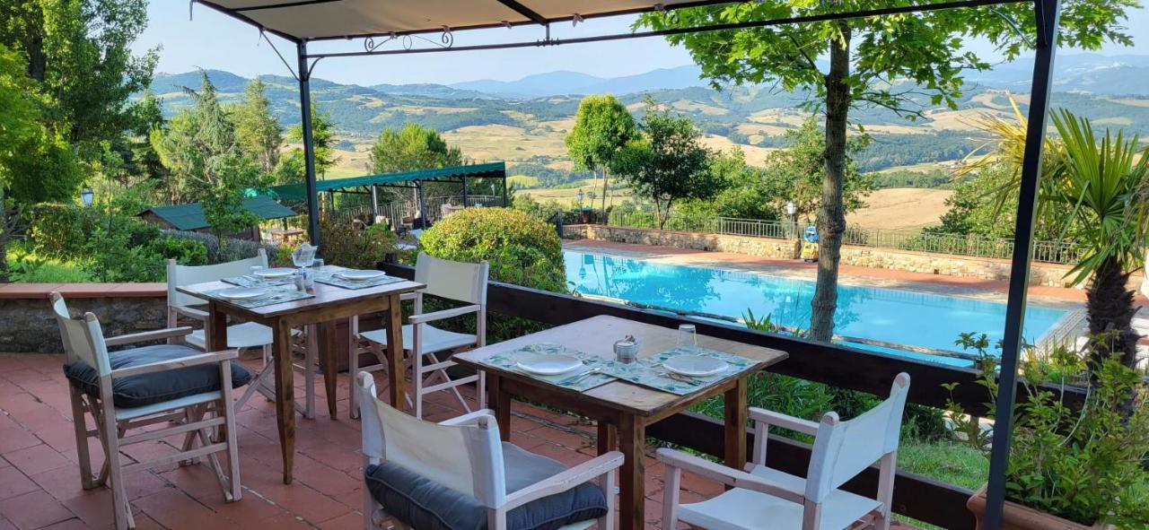 Tenuta Colombaio Bed and Breakfast Casole dʼElsa Εξωτερικό φωτογραφία