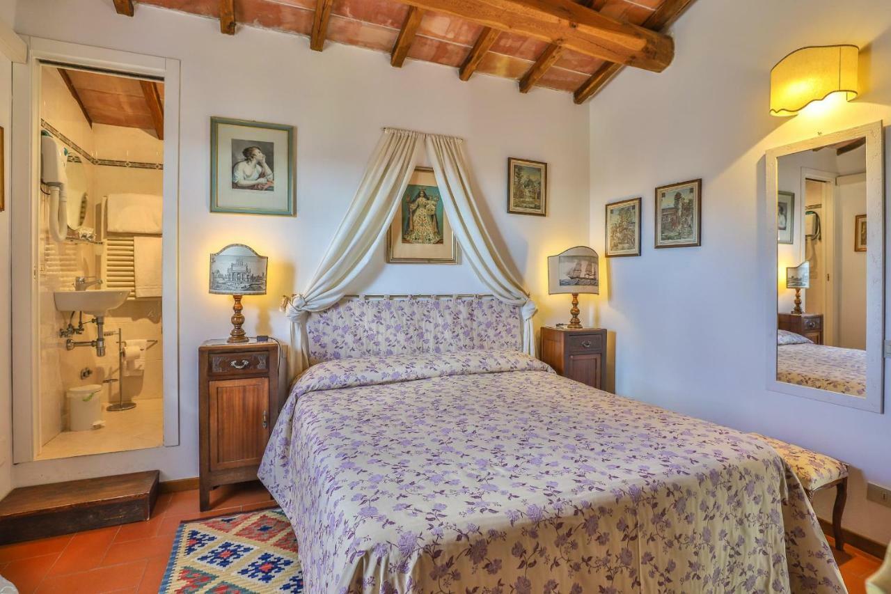 Tenuta Colombaio Bed and Breakfast Casole dʼElsa Εξωτερικό φωτογραφία